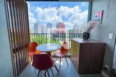 Varanda de kitnet/studio à venda com 1 quarto, 35m² em Pinheiros, São Paulo