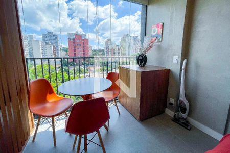 Varanda de kitnet/studio à venda com 1 quarto, 35m² em Pinheiros, São Paulo