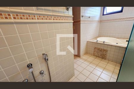 Banheiro da Suíte de apartamento à venda com 4 quartos, 170m² em Jardim Ana Maria, Jundiaí