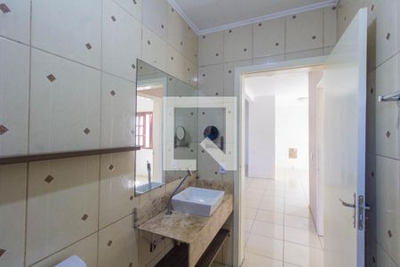 Banheiro de casa à venda com 2 quartos, 100m² em Mato Grande, Canoas