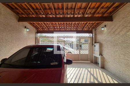 Vista de casa à venda com 3 quartos, 154m² em Vila Eldizia, Santo André