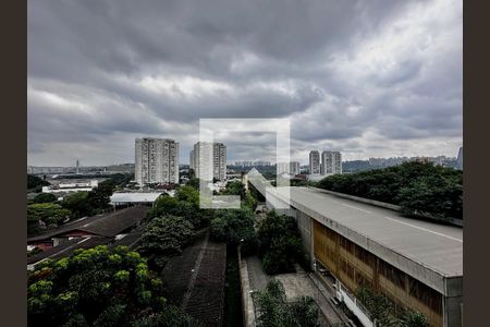 Vista de apartamento para alugar com 2 quartos, 34m² em Santo Amaro, São Paulo