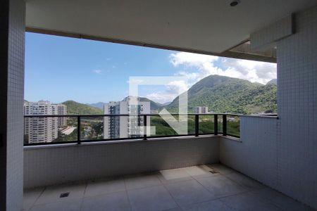 Varanda de apartamento para alugar com 4 quartos, 280m² em Barra da Tijuca, Rio de Janeiro