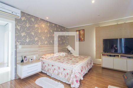 Suíte de casa à venda com 3 quartos, 300m² em Rio Branco, Canoas