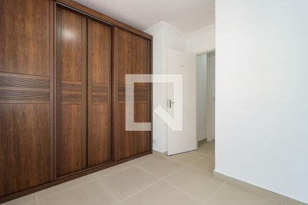 Quarto 1 de casa de condomínio para alugar com 2 quartos, 103m² em Campo Limpo, São Paulo