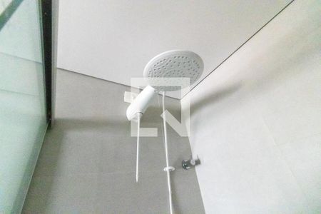 Banheiro de kitnet/studio à venda com 1 quarto, 44m² em Partenon, Porto Alegre