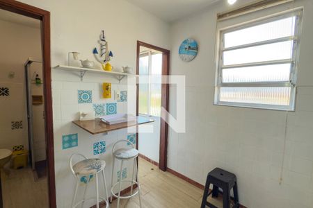 Cozinha de kitnet/studio para alugar com 1 quarto, 36m² em Canto do Forte, Praia Grande
