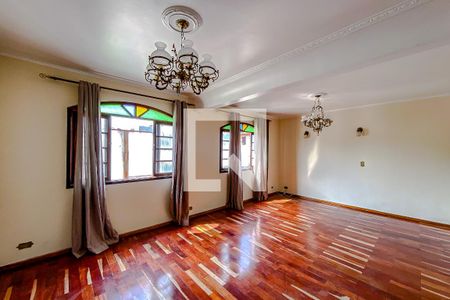 Sala de casa à venda com 4 quartos, 200m² em Vila Invernada, São Paulo