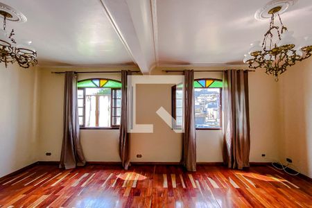 Sala de casa à venda com 4 quartos, 260m² em Vila Invernada, São Paulo