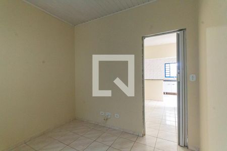 Quarto 1 de casa para alugar com 2 quartos, 45m² em Vila Gomes Cardim, São Paulo