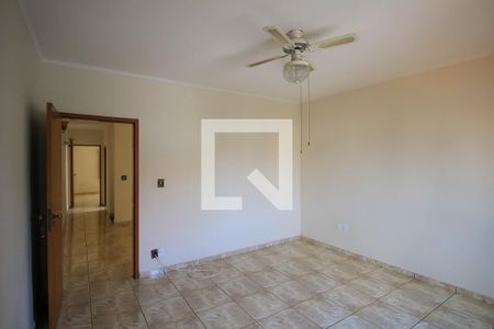 Quarto 1 de casa para alugar com 4 quartos, 215m² em Vila Prudente, São Paulo