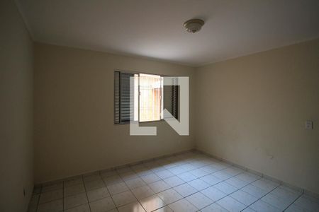 Quarto 4 de casa para alugar com 4 quartos, 215m² em Vila Prudente, São Paulo
