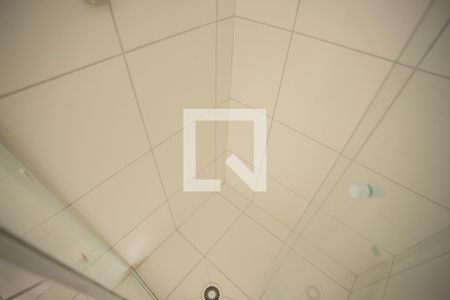 Banheiro de apartamento para alugar com 2 quartos, 37m² em Água Branca, São Paulo