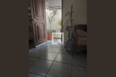 Sala de casa à venda com 3 quartos, 100m² em Vila Madalena, São Paulo