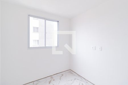 Quarto 2 de apartamento para alugar com 2 quartos, 42m² em Vila da Oportunidade, Carapicuíba