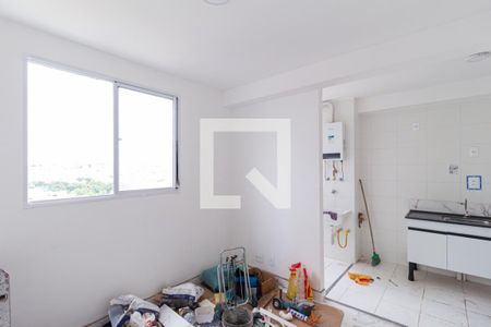 Sala de apartamento para alugar com 2 quartos, 42m² em Vila da Oportunidade, Carapicuíba