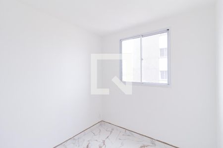 Quarto 2 de apartamento para alugar com 2 quartos, 42m² em Vila da Oportunidade, Carapicuíba