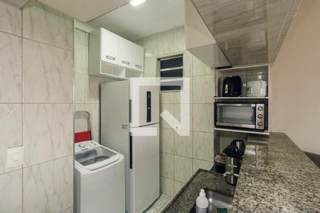 Cozinha de kitnet/studio para alugar com 1 quarto, 30m² em Santa Ifigênia, São Paulo