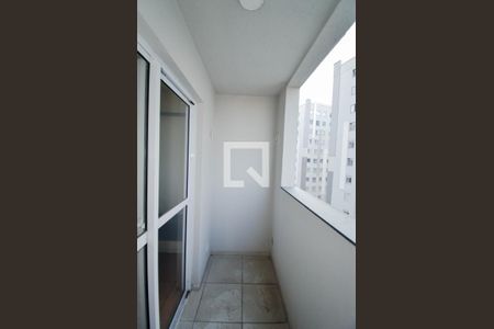 Varanda da Sala/Cozinha de apartamento para alugar com 1 quarto, 28m² em Vila das Bandeiras, Guarulhos