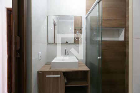 Banheiro de casa de condomínio à venda com 2 quartos, 60m² em Vila Brasil, São Paulo