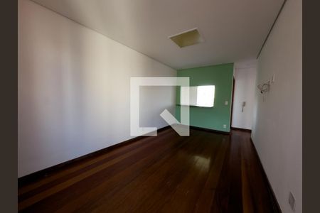 Sala  de apartamento para alugar com 2 quartos, 65m² em São Francisco, Belo Horizonte