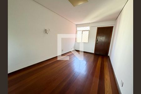 Quarto 1 de apartamento para alugar com 2 quartos, 65m² em São Francisco, Belo Horizonte