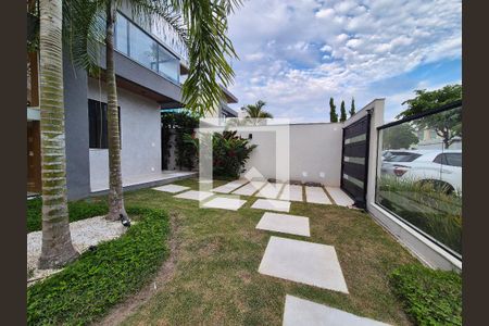 Garagem de casa de condomínio à venda com 4 quartos, 300m² em Recreio dos Bandeirantes, Rio de Janeiro
