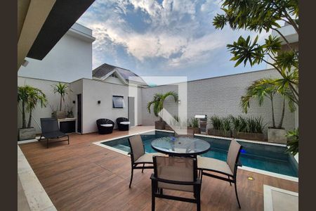 Área externa de casa de condomínio à venda com 4 quartos, 300m² em Recreio dos Bandeirantes, Rio de Janeiro