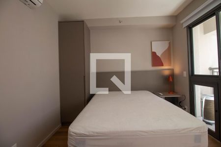Sala/Quarto de apartamento para alugar com 1 quarto, 21m² em Santo Amaro, São Paulo