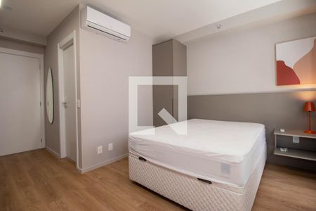 Sala/Quarto de apartamento para alugar com 1 quarto, 21m² em Santo Amaro, São Paulo