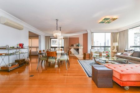 Foto 01 de apartamento à venda com 3 quartos, 247m² em Vila Suzana, São Paulo