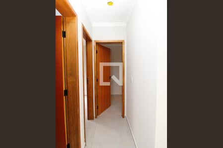 Corredor - Quartos de apartamento para alugar com 2 quartos, 44m² em Vila Isolina Mazzei, São Paulo