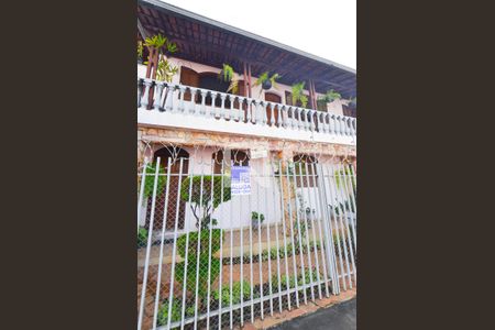 Plaquinha instalada de casa para alugar com 1 quarto, 45m² em Boa Vista, Belo Horizonte