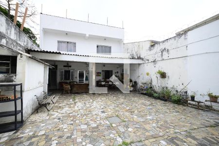Quintal de casa para alugar com 5 quartos, 350m² em Cambuci, São Paulo