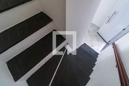 Escada de casa de condomínio à venda com 2 quartos, 70m² em Parque Reboucas, São Paulo