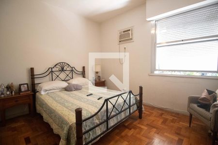Quarto de apartamento para alugar com 2 quartos, 105m² em Botafogo, Rio de Janeiro