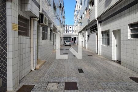 Garagem de kitnet/studio para alugar com 0 quarto, 32m² em Boqueirão, Praia Grande