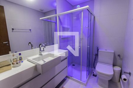 Banheiro de kitnet/studio para alugar com 1 quarto, 27m² em Caminho das Árvores, Salvador