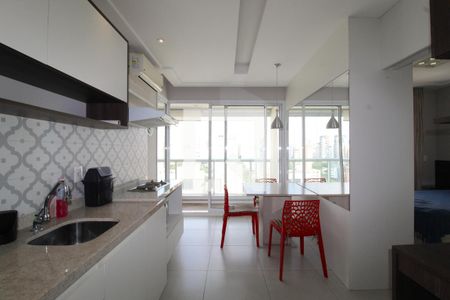 Sala/Cozinha de apartamento à venda com 1 quarto, 43m² em Vila Olímpia, São Paulo