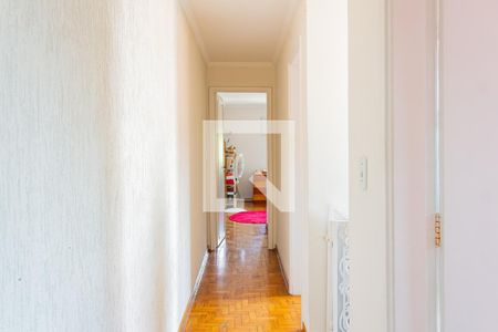 Corredor de casa à venda com 3 quartos, 185m² em Vila Anglo Brasileira, São Paulo