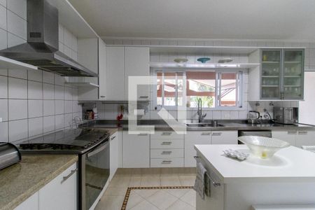 Cozinha de casa de condomínio à venda com 4 quartos, 390m² em Loteamento Residencial Barão do Café, Campinas