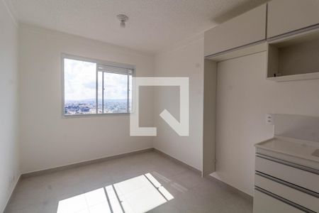 Sala/Cozinha de apartamento para alugar com 2 quartos, 32m² em Fazenda Aricanduva, São Paulo