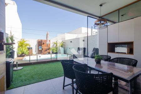 Varanda gourmet de casa à venda com 3 quartos, 160m² em Guarujá, Porto Alegre