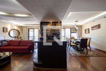 Sala de apartamento à venda com 5 quartos, 225m² em Tijuca, Rio de Janeiro