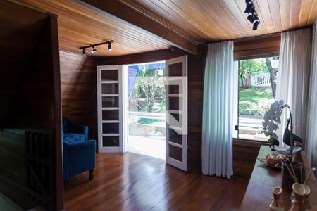 Sala 2 de casa de condomínio à venda com 3 quartos, 200m² em Retiro do Chalé (piedade do Paraopeba), Brumadinho