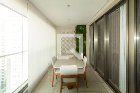 Varanda de apartamento para alugar com 1 quarto, 61m² em Itaim Bibi, São Paulo