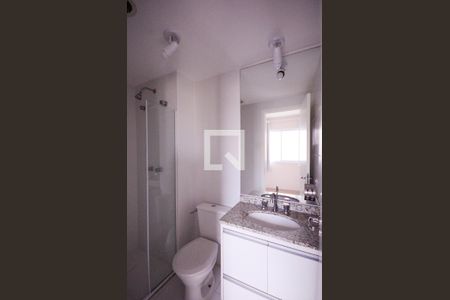 Banheiro de apartamento para alugar com 1 quarto, 25m² em Aclimação, São Paulo