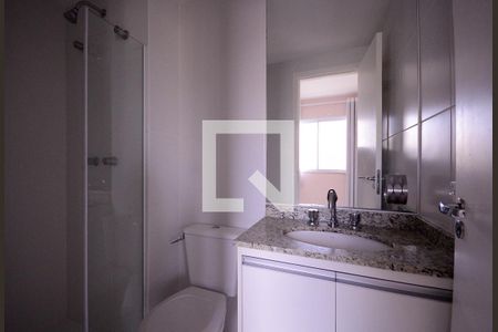 Banheiro de apartamento para alugar com 1 quarto, 25m² em Aclimação, São Paulo