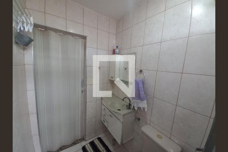 Banheiro de apartamento para alugar com 1 quarto, 38m² em Centro, São Vicente