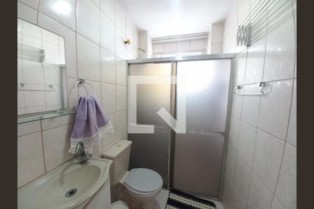Banheiro de apartamento para alugar com 1 quarto, 38m² em Centro, São Vicente